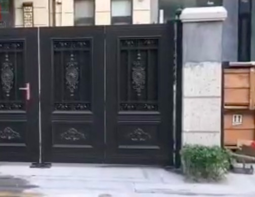 開門紅科技電動(dòng)折疊門視頻展示